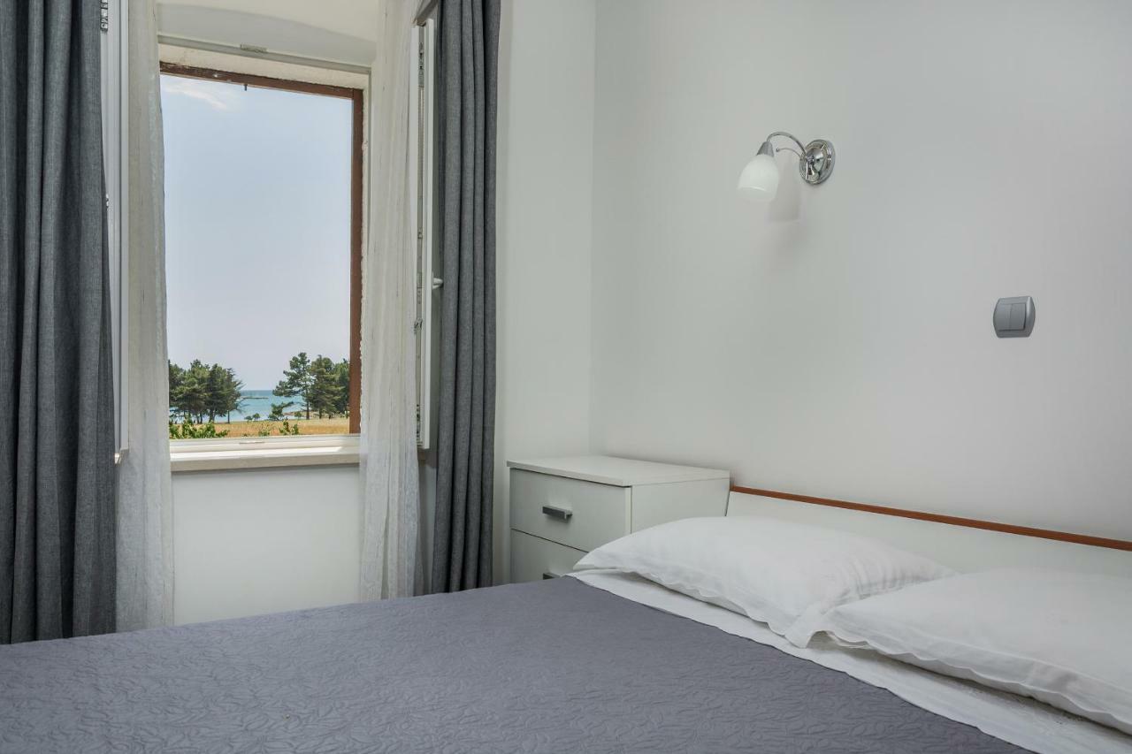 Apartments Mijat Novigrad Istria Eksteriør bilde